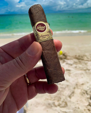 Padron 1964 Anniversary Series Hermoso Maduro